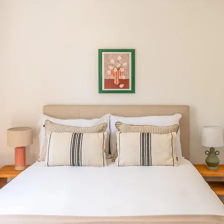 Nyaraló Guestready - Stunning Home In Sintra-Cascais Park *